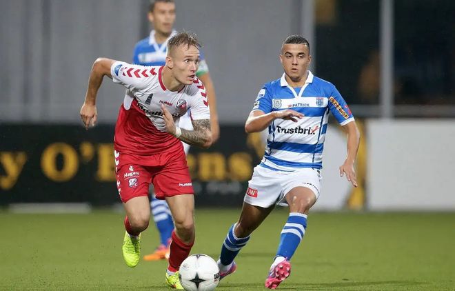 展现成熟的 展现成熟的